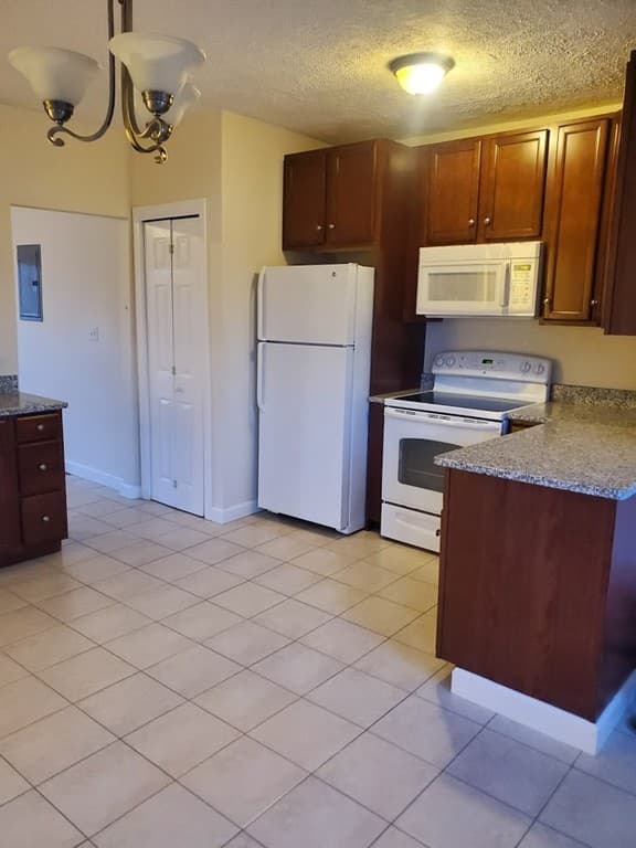 293 School Street #3R