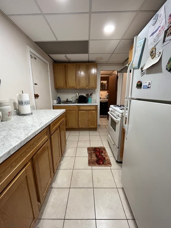 384 Riverway #B photo 5