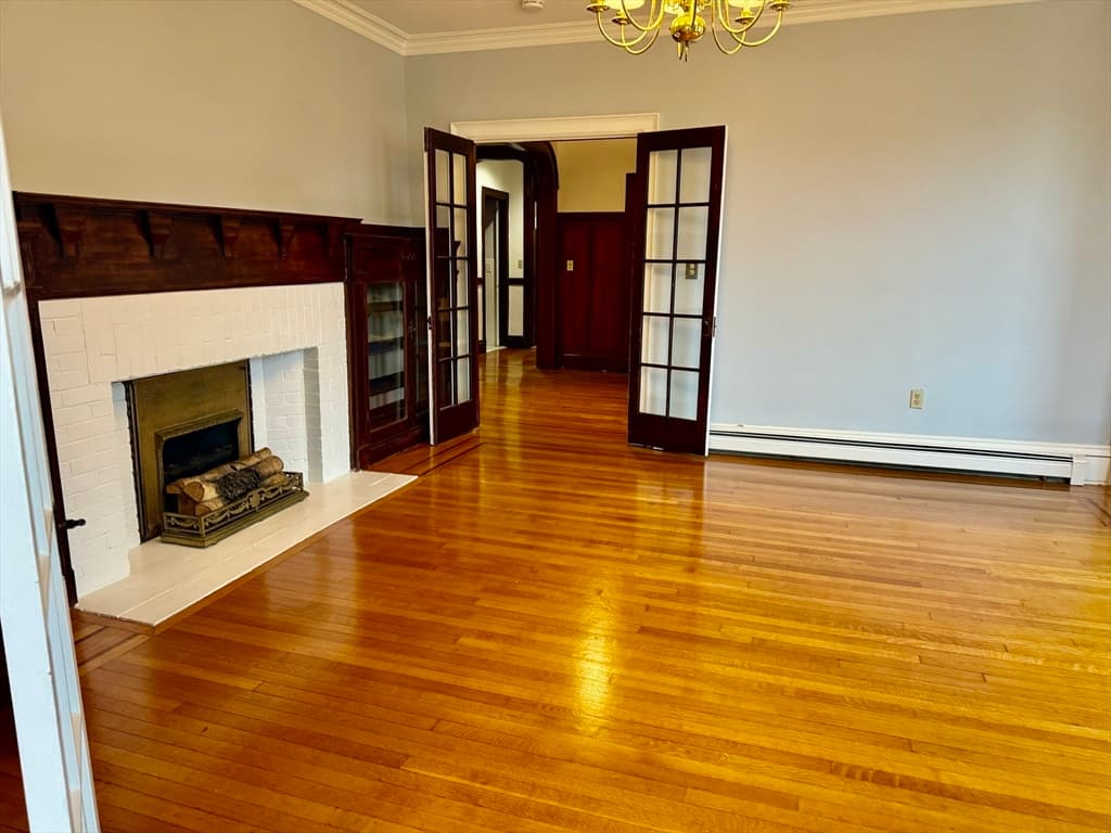 25 Reynolds Avenue #1 photo 4