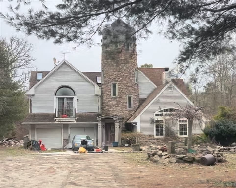 801 Potomska Rd.
