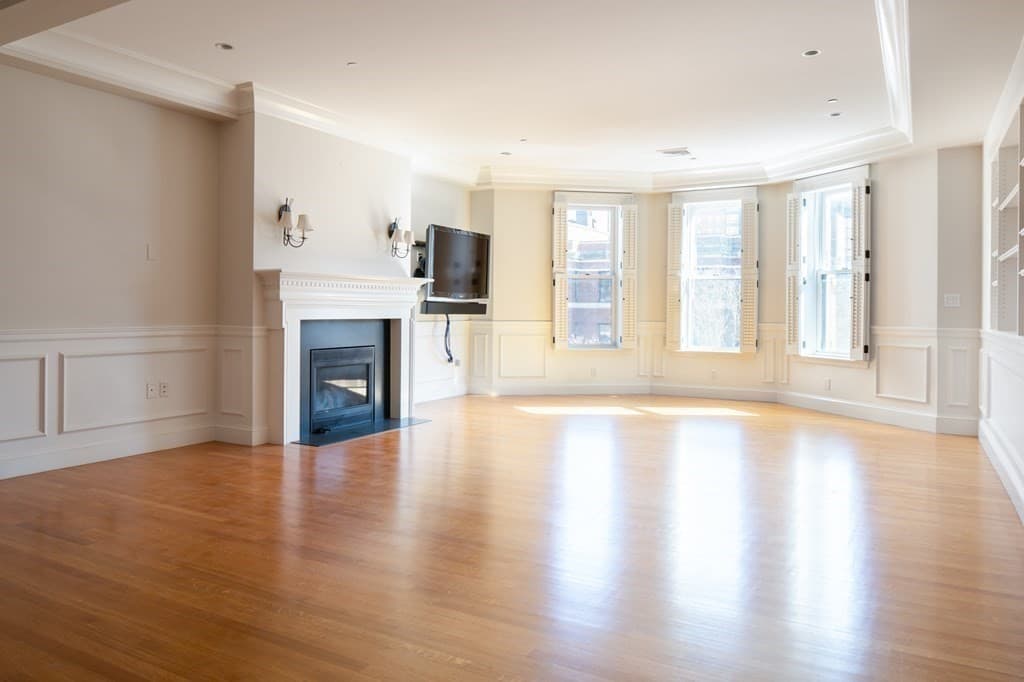 15 Marlborough St #4 photo 3