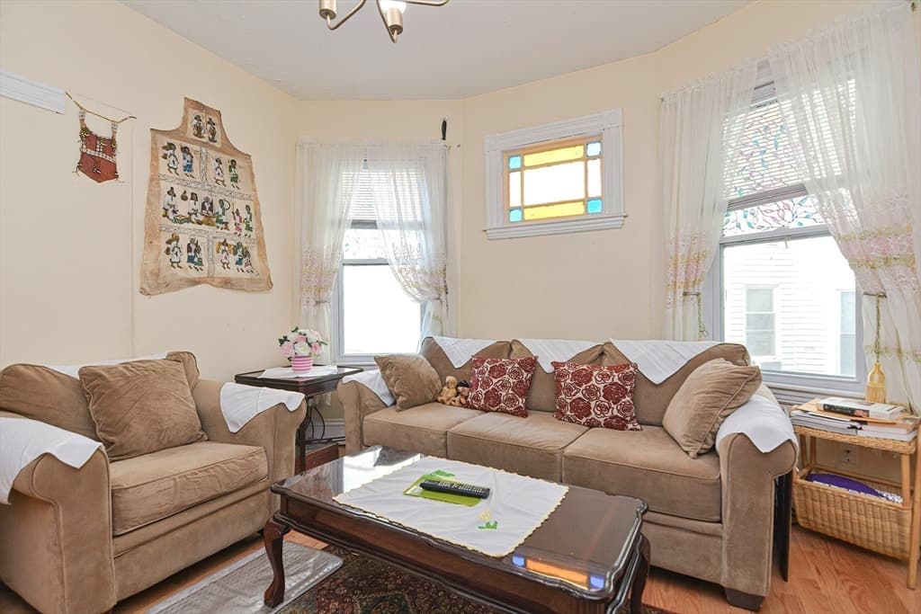 45 Mozart St ##2 photo 4