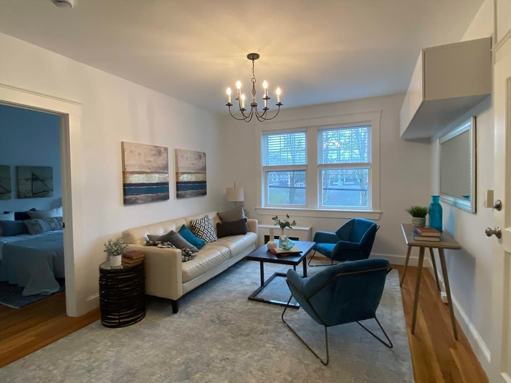 175 Kent St. #4