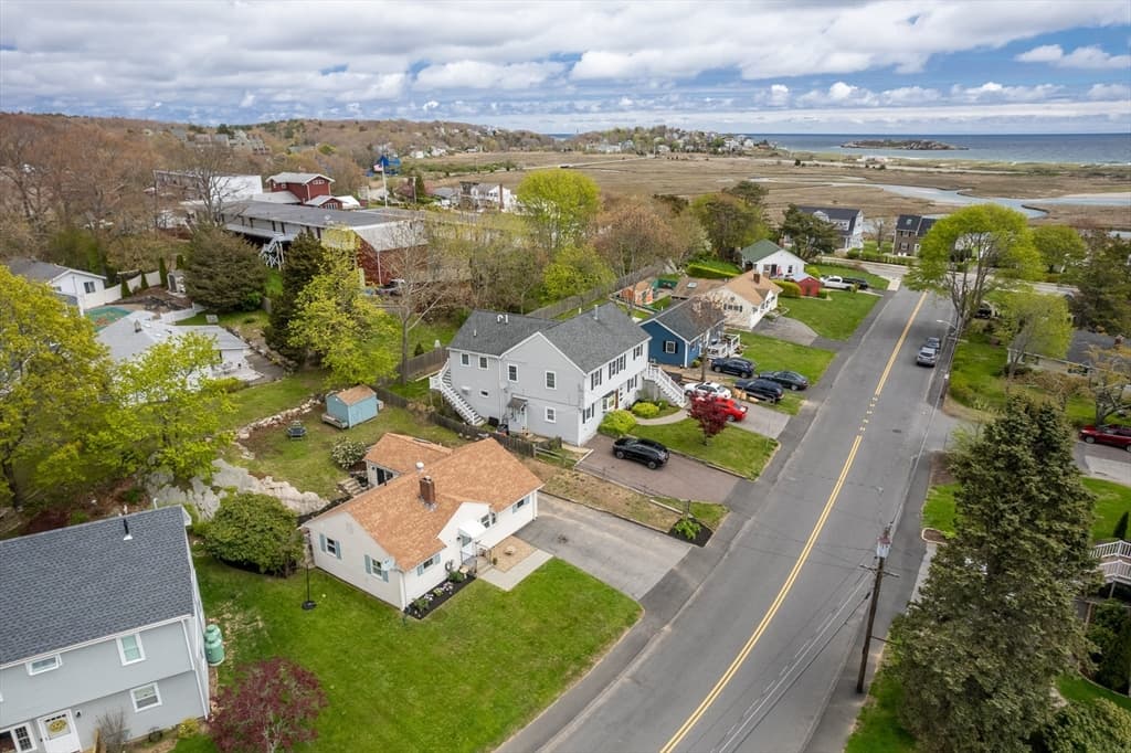 9 Marina Dr