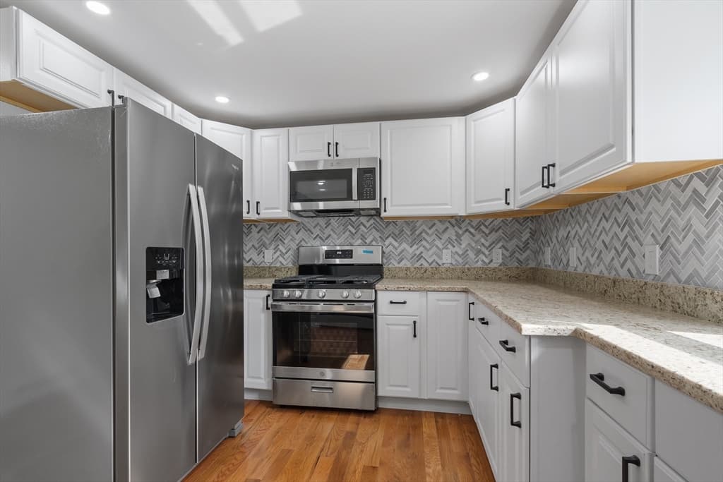 36 Jackson Avenue photo 5