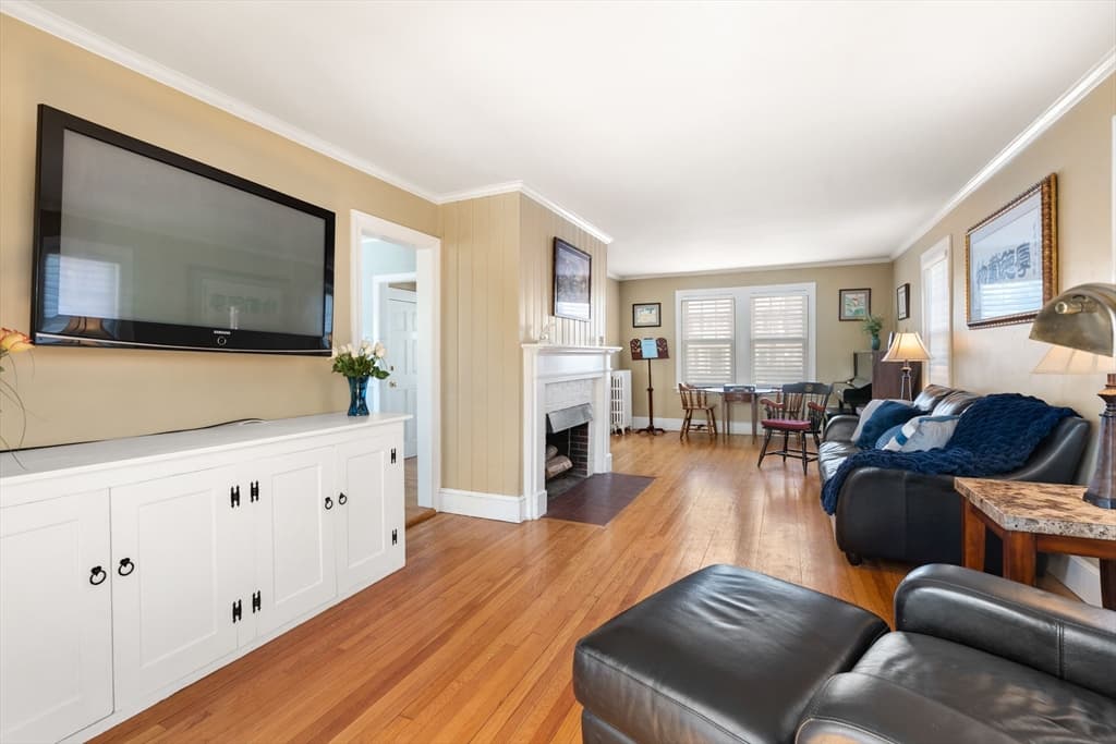407 Weston Road (Furnished) #407 photo 4