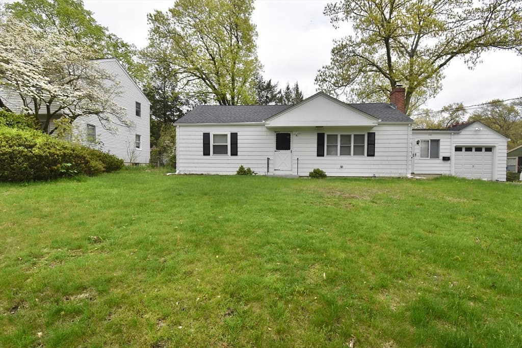 122 Robinson Rd