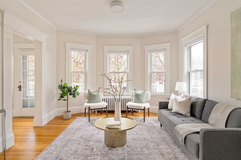 6 Oakland Avenue #2