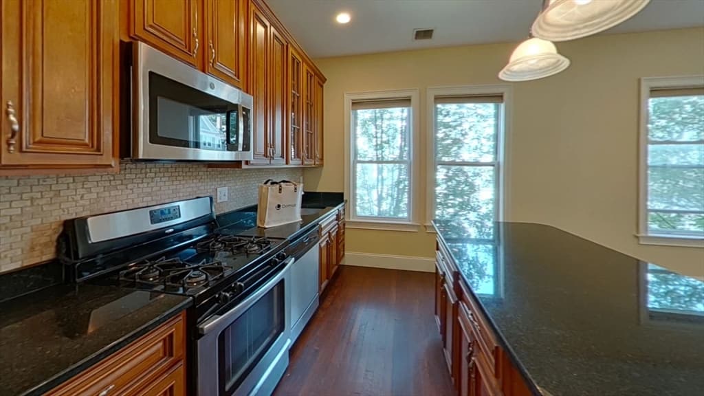 28 Fisher Ave #3 photo 2