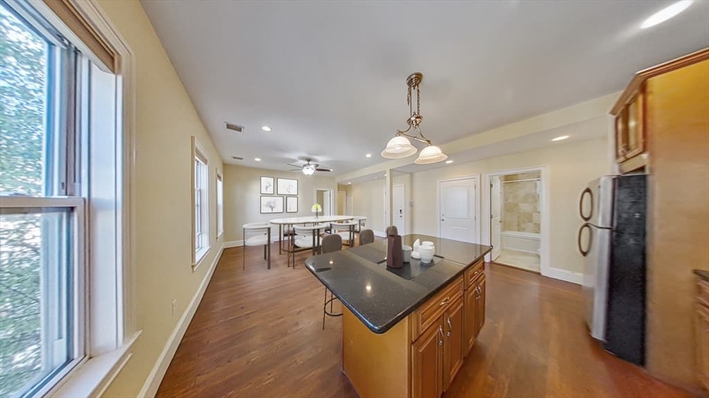 28 Fisher Ave #3