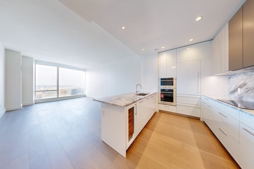 240 Devonshire Street #5214 photo 5