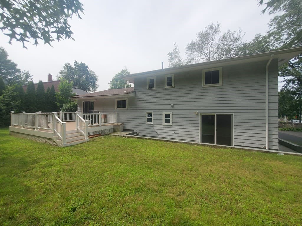 744 Dedham St photo 3