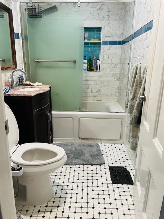 8 Timothy Ave #2 photo 3