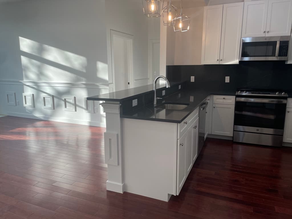 34 Harrington Ave
