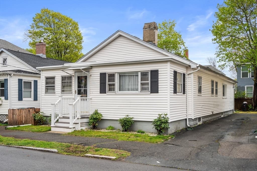 5 Huron St