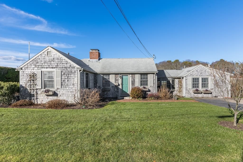 16 Short Beach Road