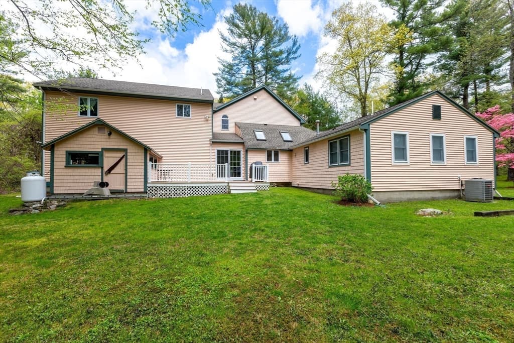 18 Juniper Rd photo 3