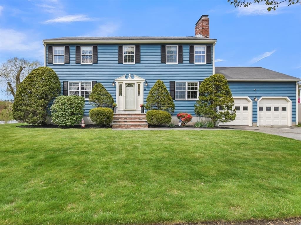 11 Meadow Road
