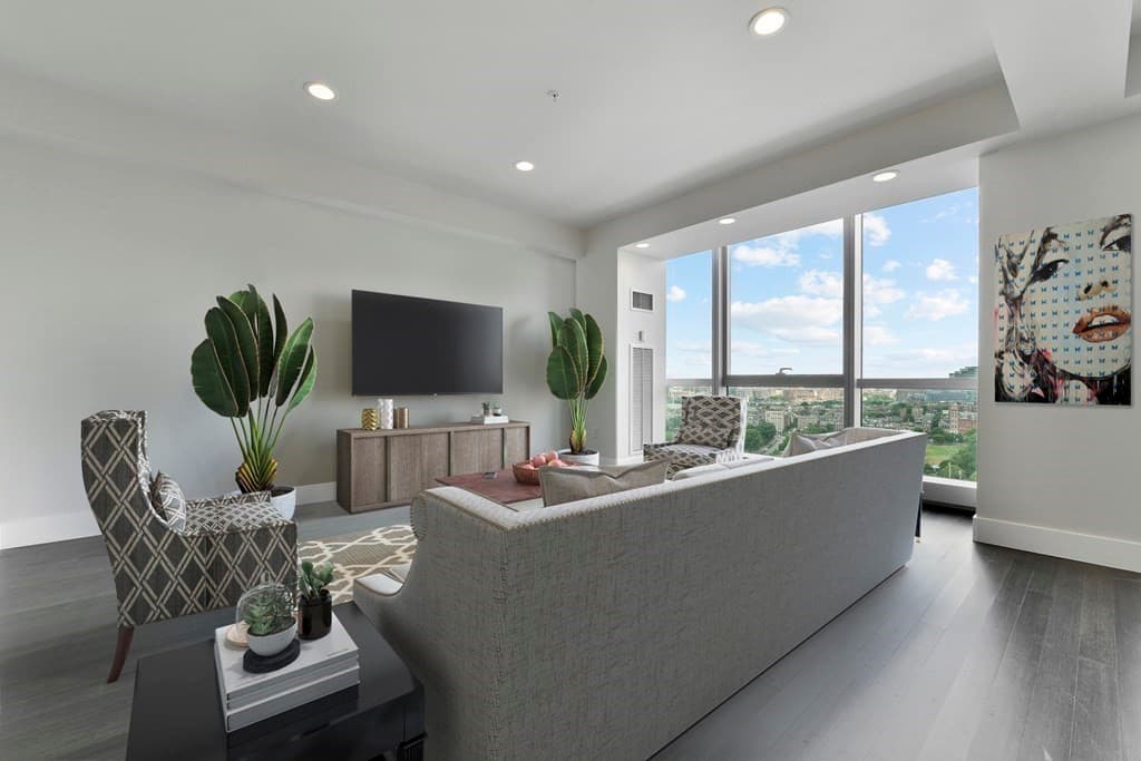 110 Stuart Street #24E photo 2