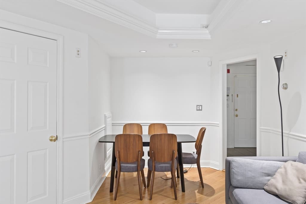 660 Massachusetts Ave #1 photo 4