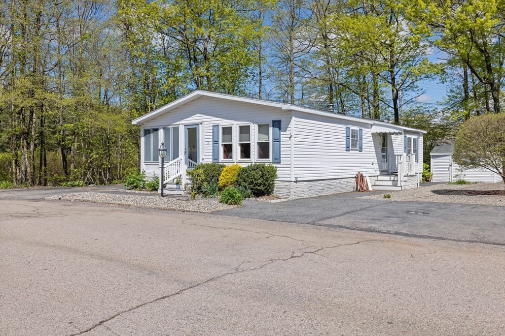 12 Kylee Drive photo 2