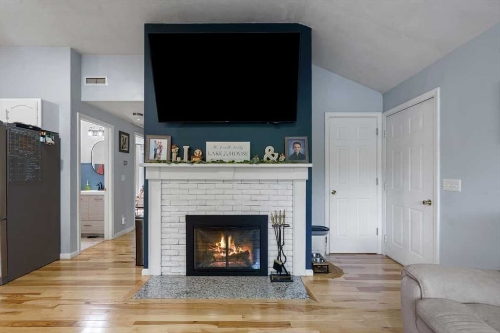 102 S Shore Dr photo 5