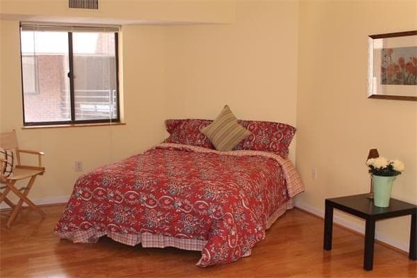 147 Kelton St #605 photo 4