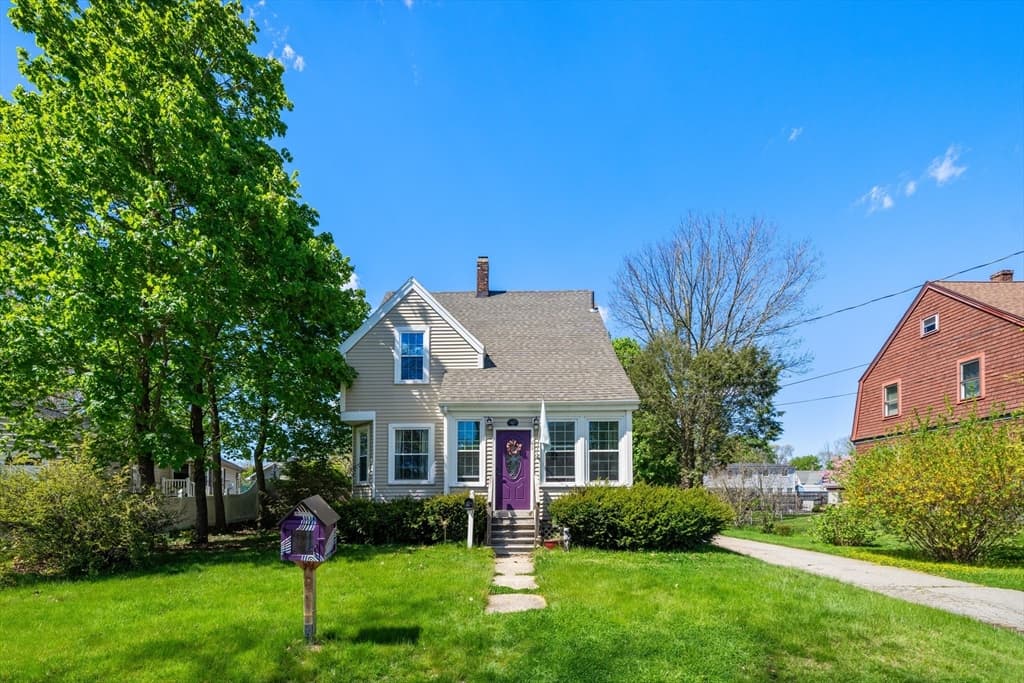 61 Lazel Street
