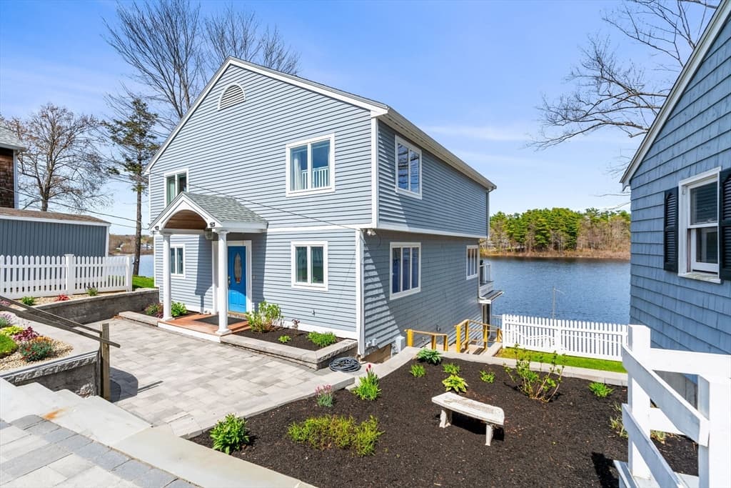 56 Lakeshore Drive photo 2