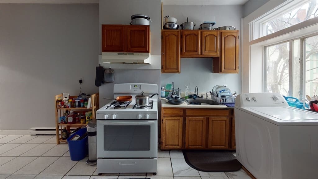11 Forbes St #3