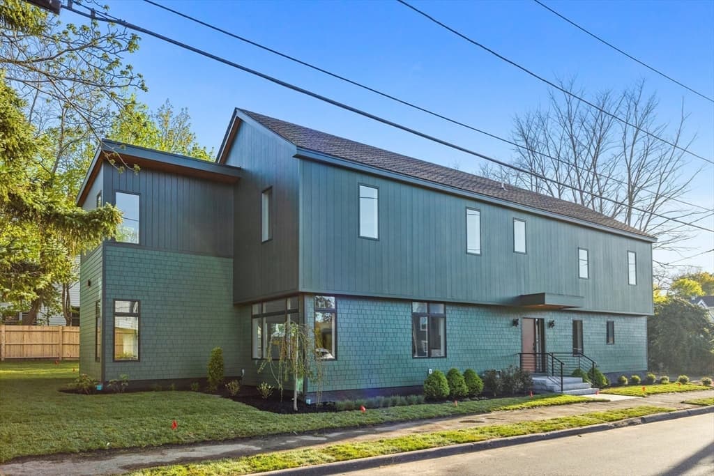 8 Dennison Avenue