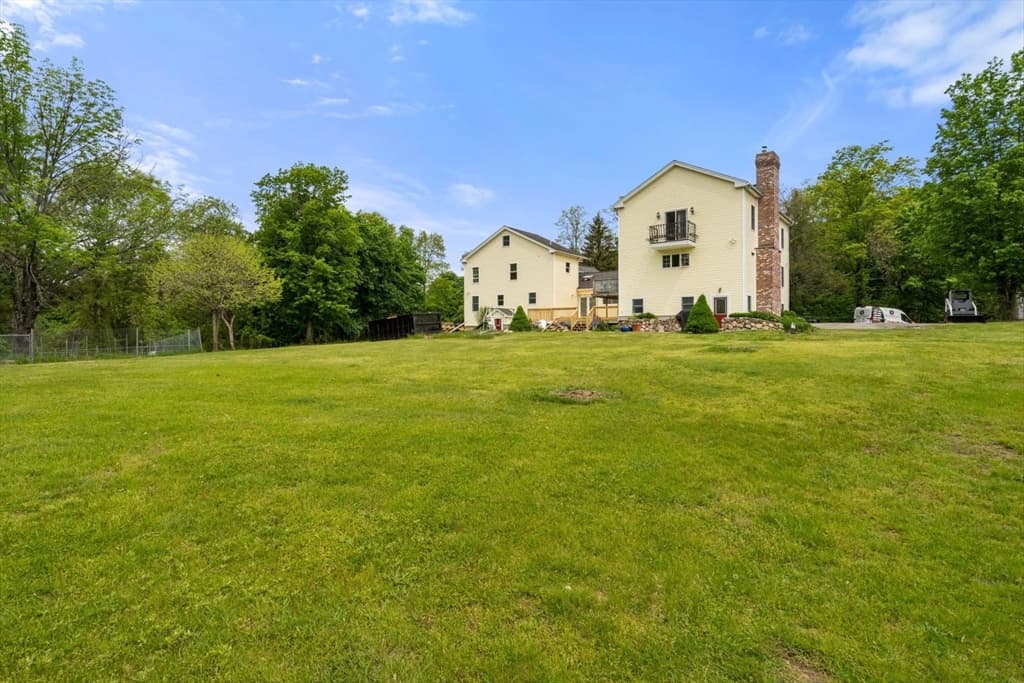 271 Boston Post Road #B photo 2