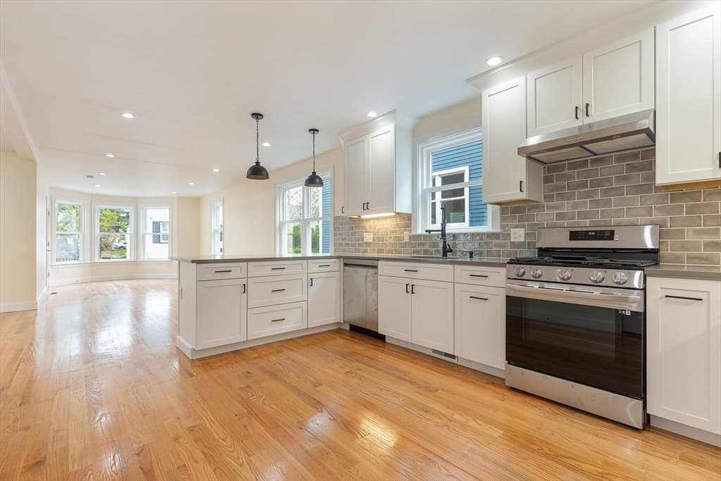 48 West Tremlett #2