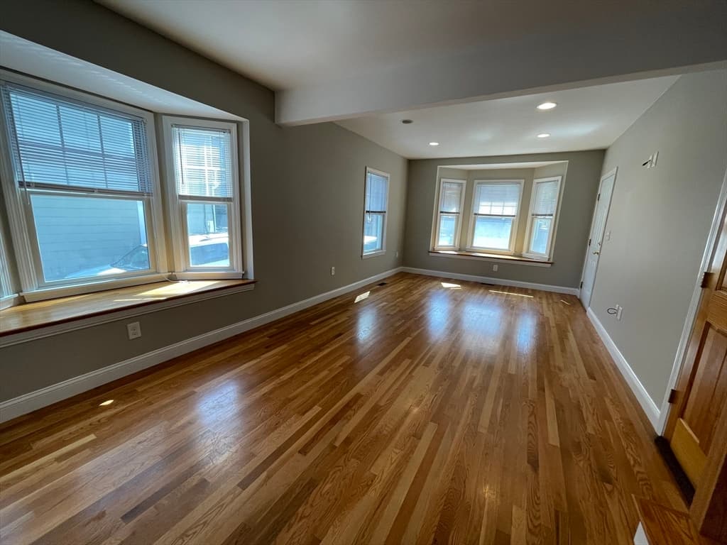 17 Emery St #17