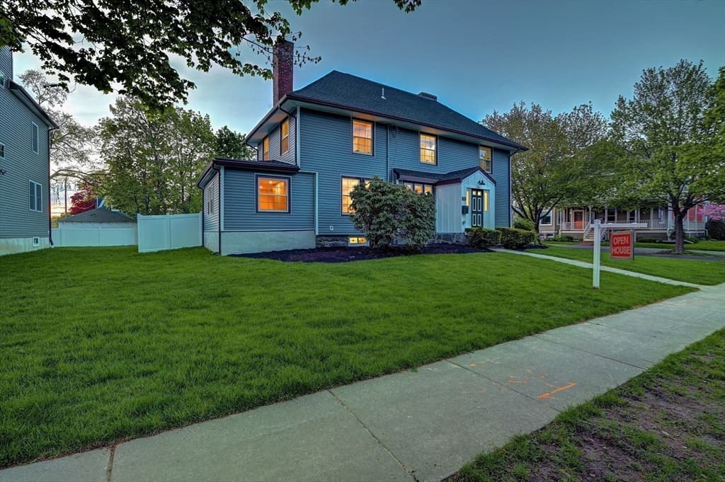 94 Merrymount Rd