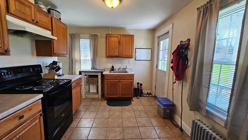 41 Dresser Hill Road photo 3
