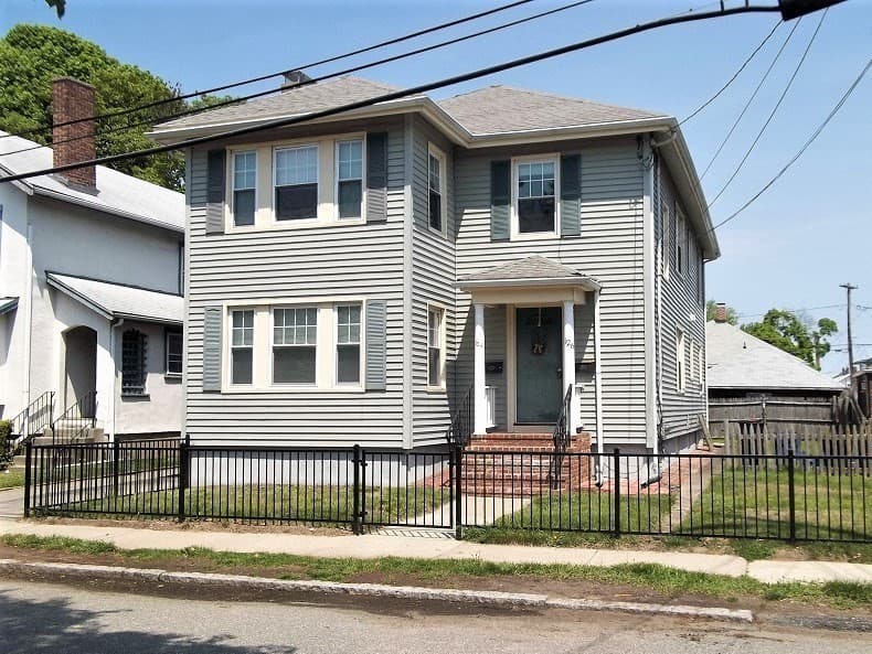 124 Russell St #1