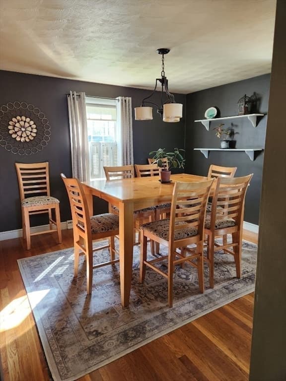 81 Cook Ave photo 5