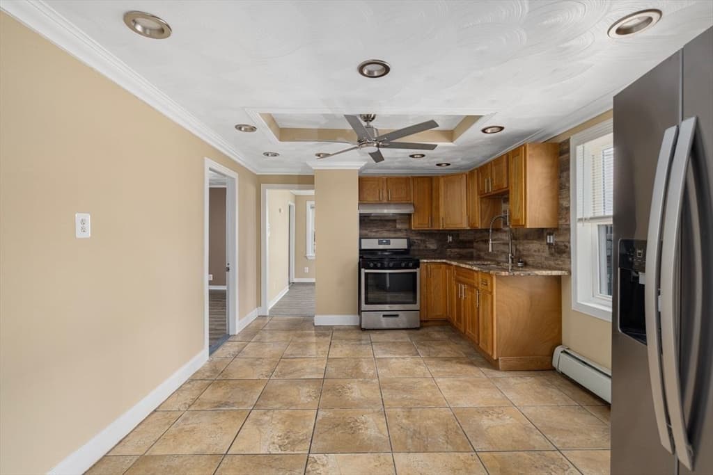 69 Mowry St #1 photo 3