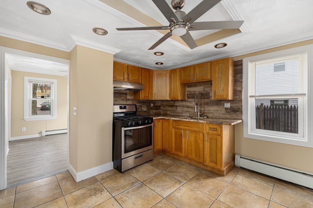 69 Mowry St #1 photo 4