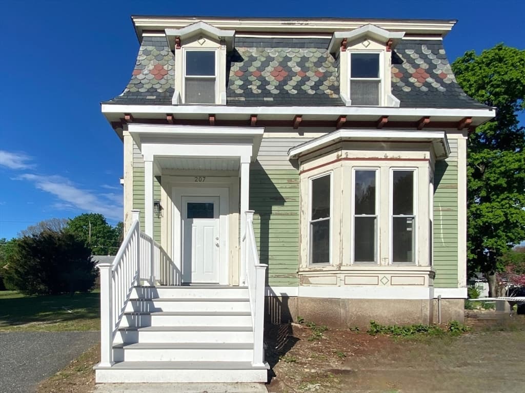 207 N. Main St