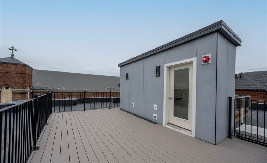 387 Sumner #PH photo 2