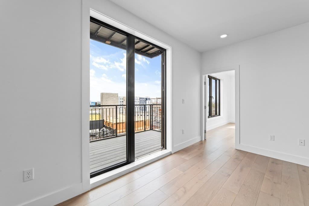 30 Penniman Rd #605 photo 2
