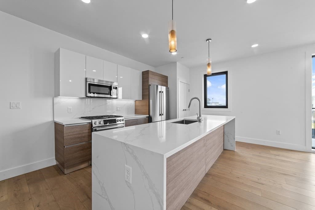 30 Penniman Rd #605 photo 4