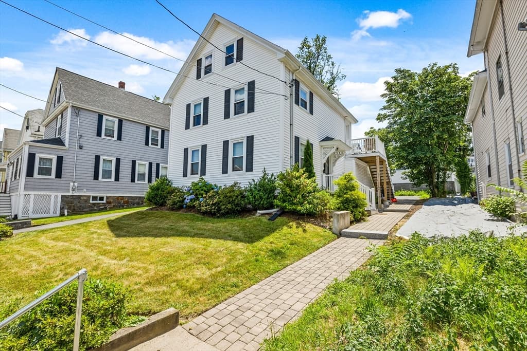 29 Houghton St #29