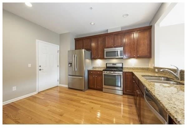 34 Kendall Ct #34 photo 5