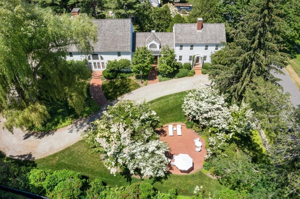 8 Green Street