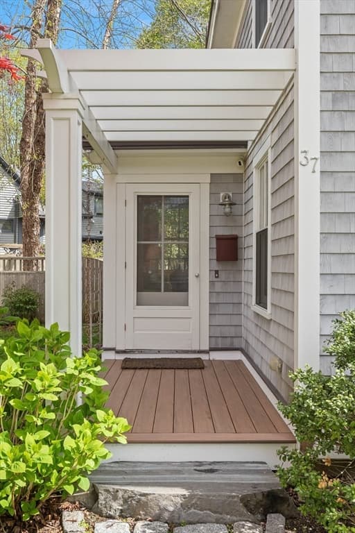 37 Birch Street photo 3
