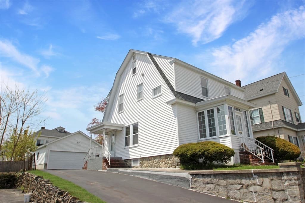 4 Field Ave