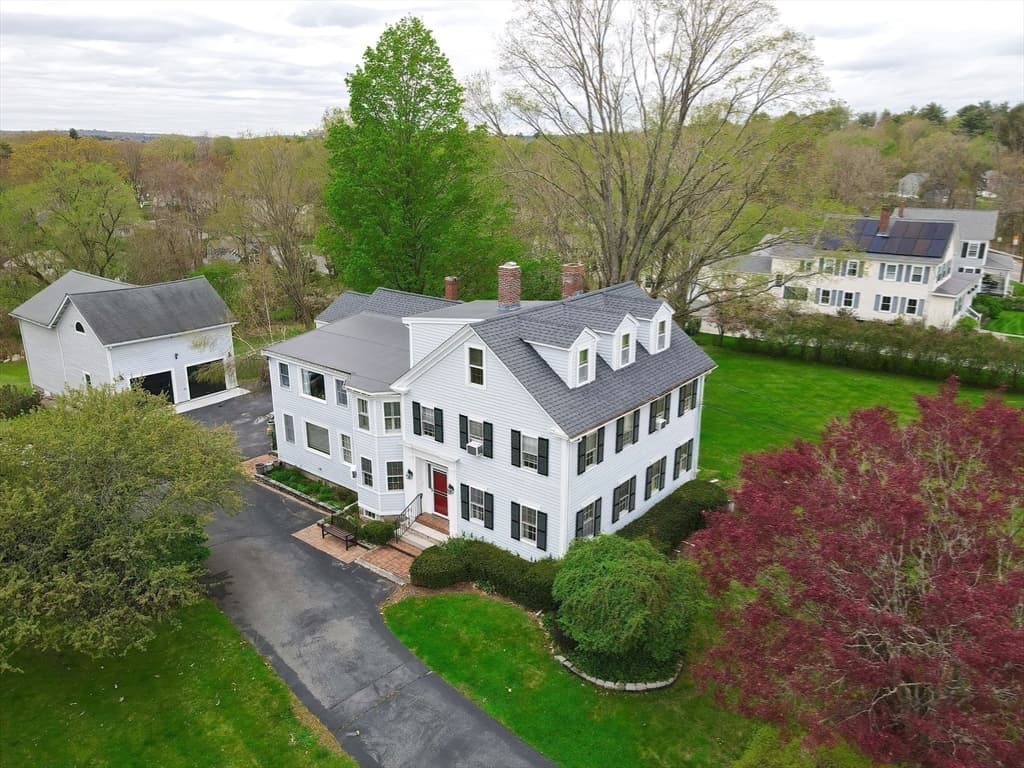 200 Pleasant Street